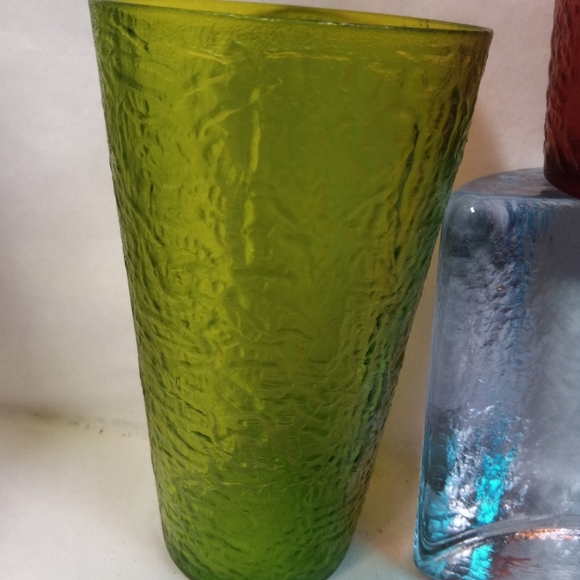 ACRYLIC Tumblers Set of 4 Glasses 20 oz Red, Blue, Orange, Green - Picture 2 of 8